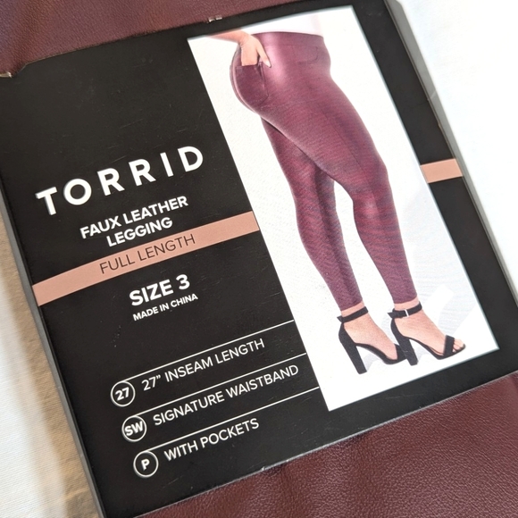 🆕 Torrid Faux Leather Leggings (Torrid 3) - Picture 4 of 12